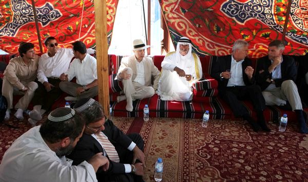 Barefoot in a Tent, Neighbors Trading Vows of Mideast Peace