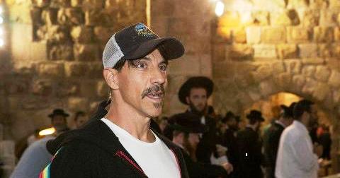 Red Hot Chili Peppers Visit Western Wall in Jerusalem