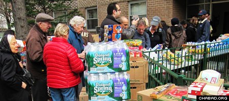 New York Chabad-Lubavitch Helping with Hurricane Relief