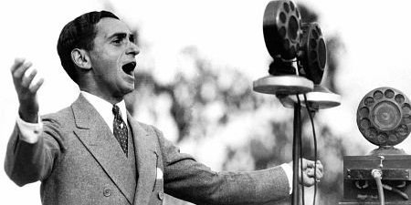 5 Famous Christmas Songs Written by Jewish Songwriters