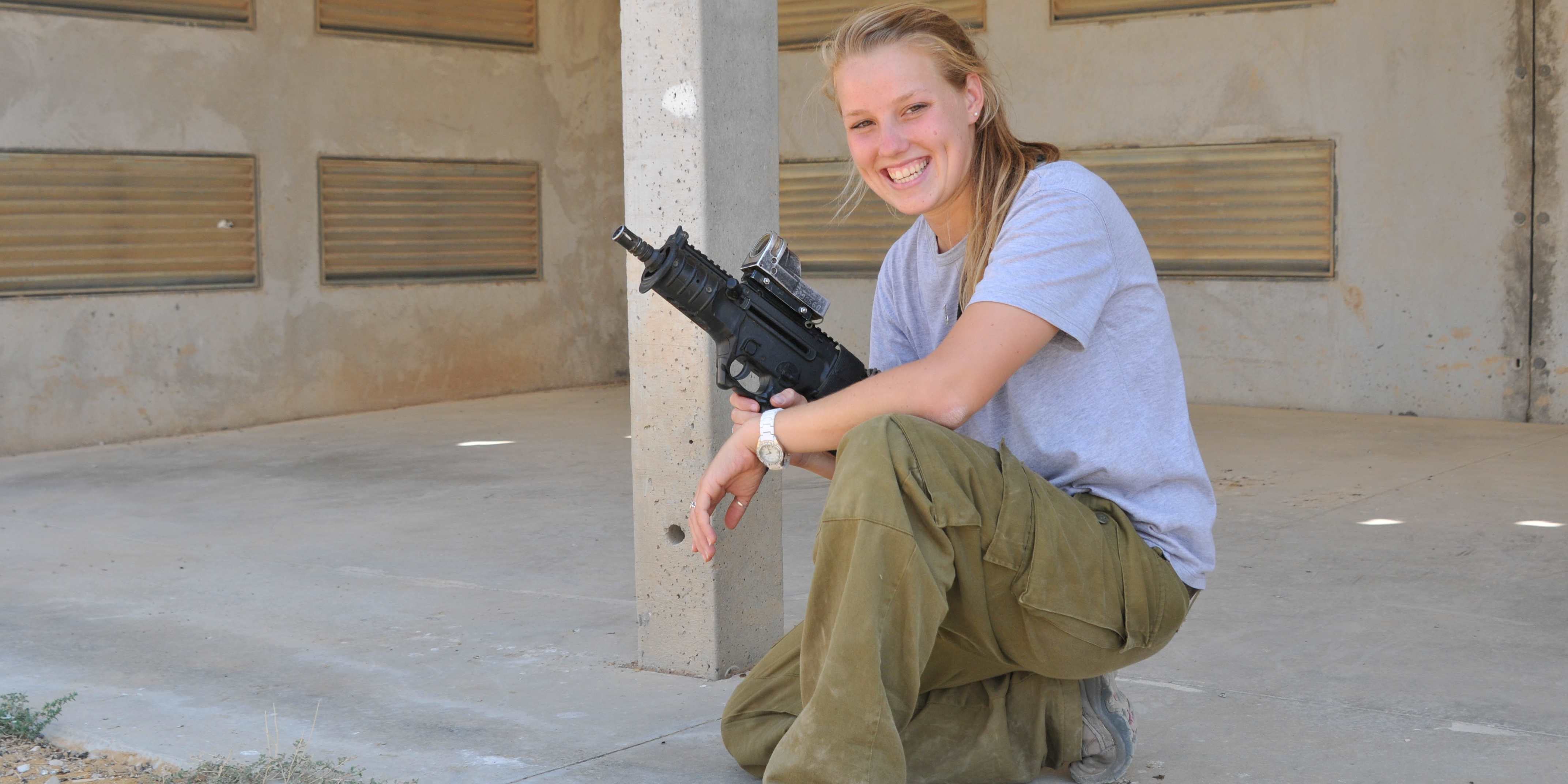 8 Female Israeli Soldiers Who Broke Barriers in 2013